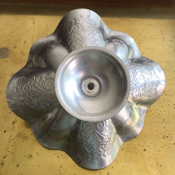 Vtg 1950s Thames Japan Ruffled Aluminum Stand - Picture 9 of 10